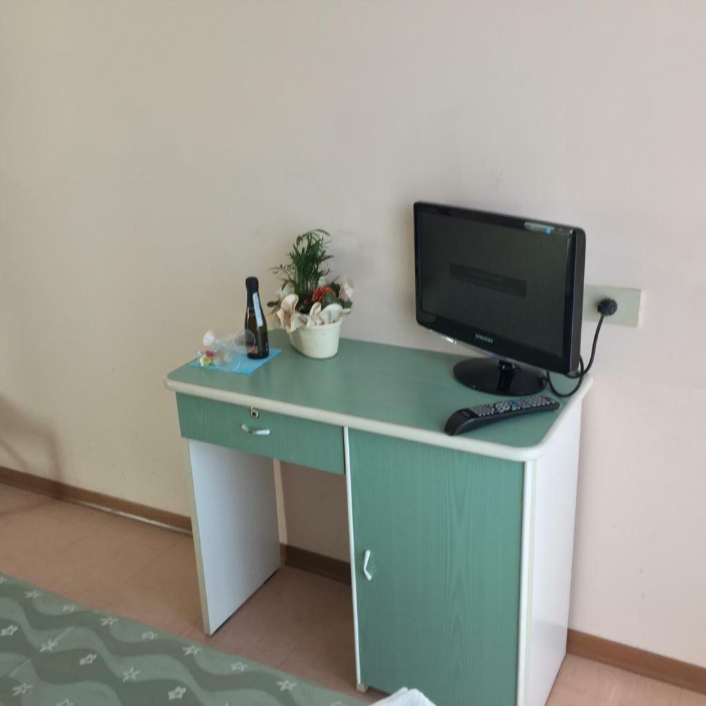Hotel Ville De Paris Riccione Ngoại thất bức ảnh