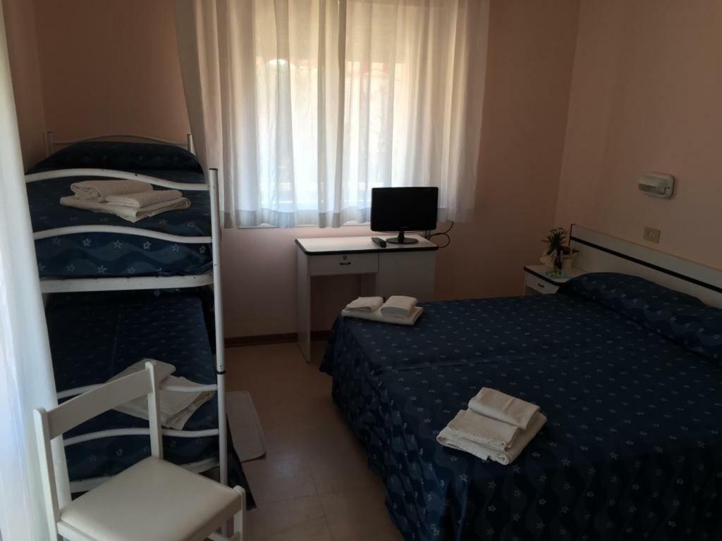 Hotel Ville De Paris Riccione Ngoại thất bức ảnh