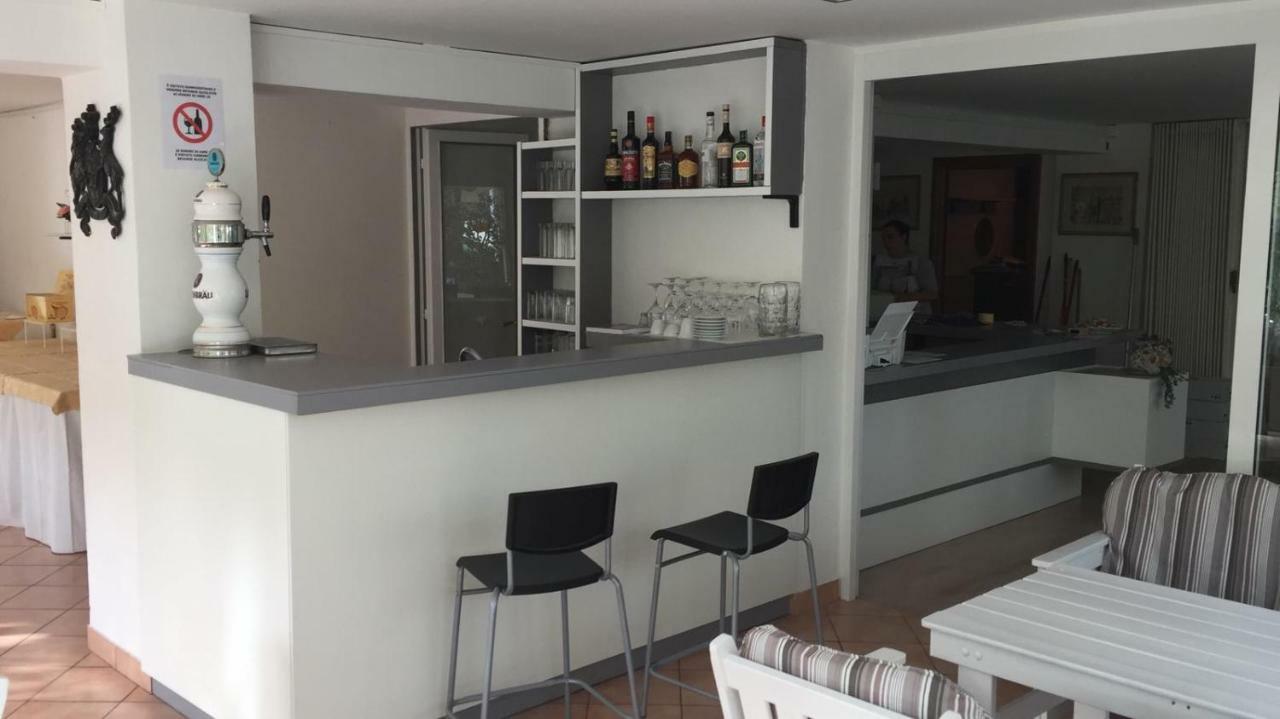 Hotel Ville De Paris Riccione Ngoại thất bức ảnh
