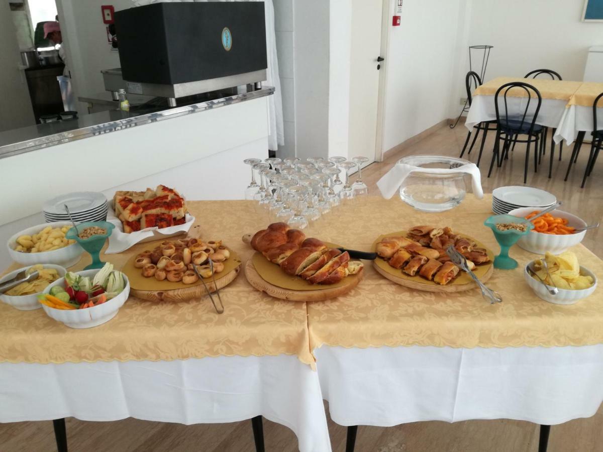 Hotel Ville De Paris Riccione Ngoại thất bức ảnh