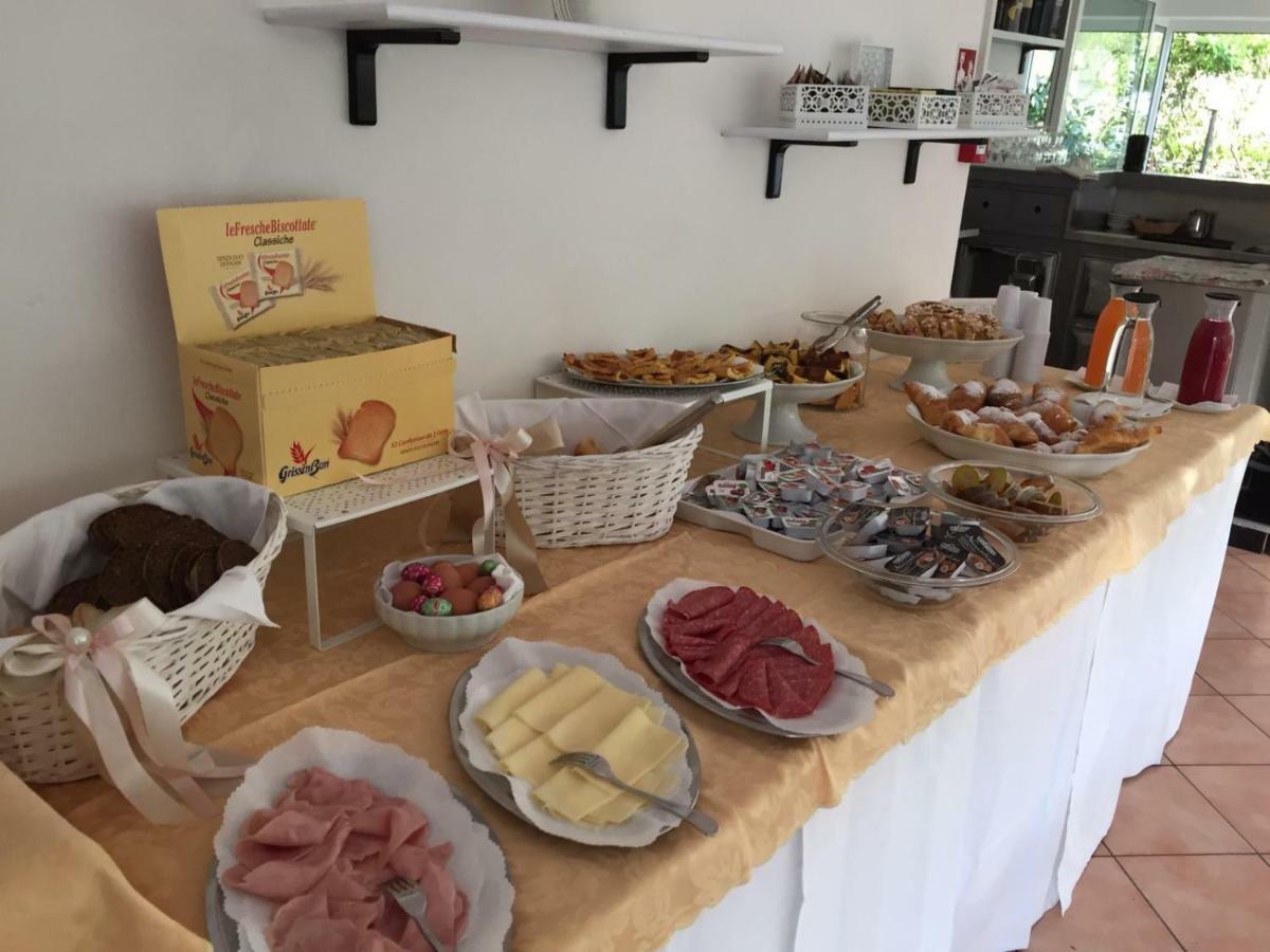 Hotel Ville De Paris Riccione Ngoại thất bức ảnh