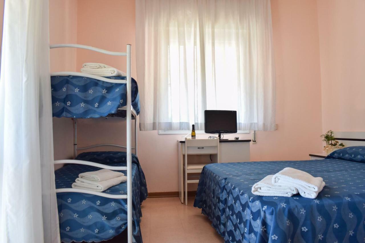 Hotel Ville De Paris Riccione Ngoại thất bức ảnh